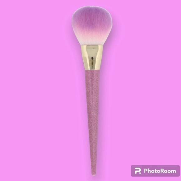 Real Techniques: Brush Crush Powder Brush (300) - Limited Edition & Brand New!💓 - Picture 3 of 4